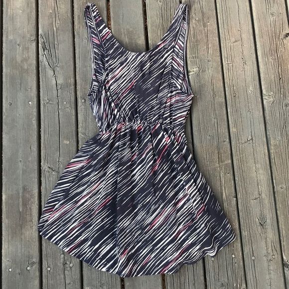 💫4/30 ECOTE Anthro Silk Boho Tank Top - Picture 5 of 8